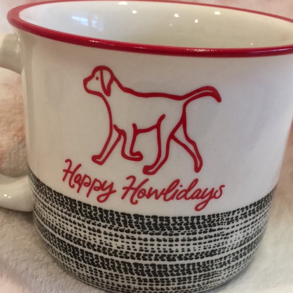 Happy Howlidays Ceramic Christmas Dog Holiday Coffee Tea Mug NWT 16 oz 4.25x3.5” - Picture 2 of 12